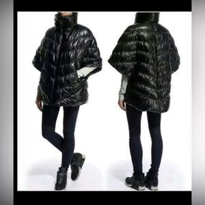 Nike Cascade Puffer Poncho Duck Down in Glossy Black Size M
